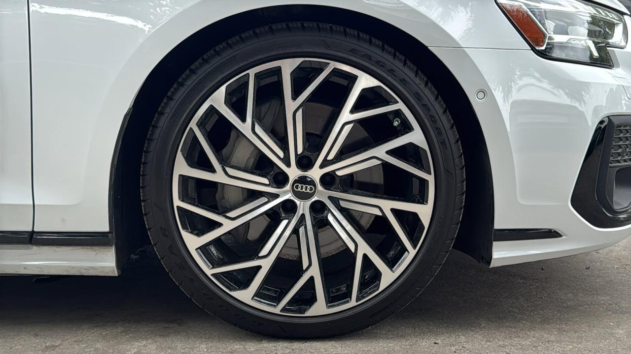 2023 Audi A8  Selma TX