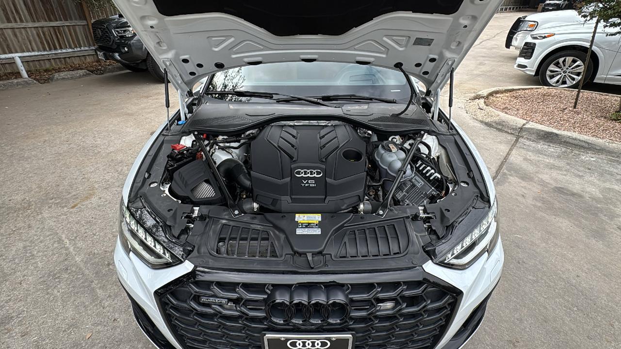 2023 Audi A8  Selma TX