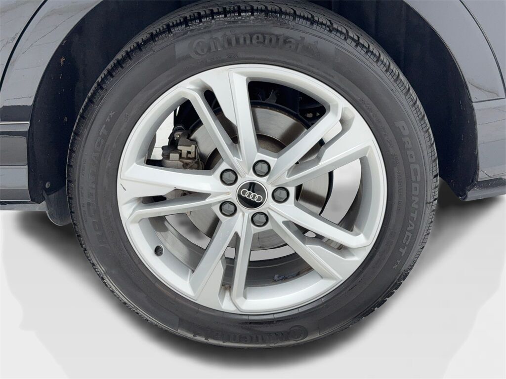 2023 Audi Q3 Premium CAM,PANO,HTD STS,BLIND SPOT Plano TX