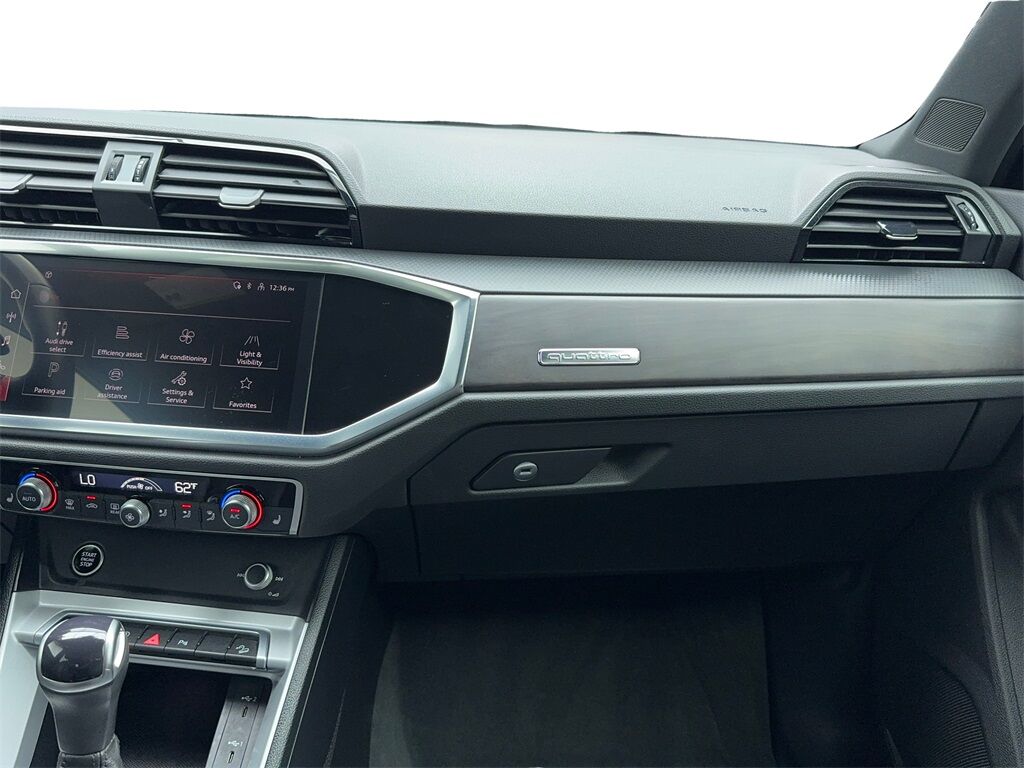 2023 Audi Q3 Premium CAM,PANO,HTD STS,BLIND SPOT Plano TX