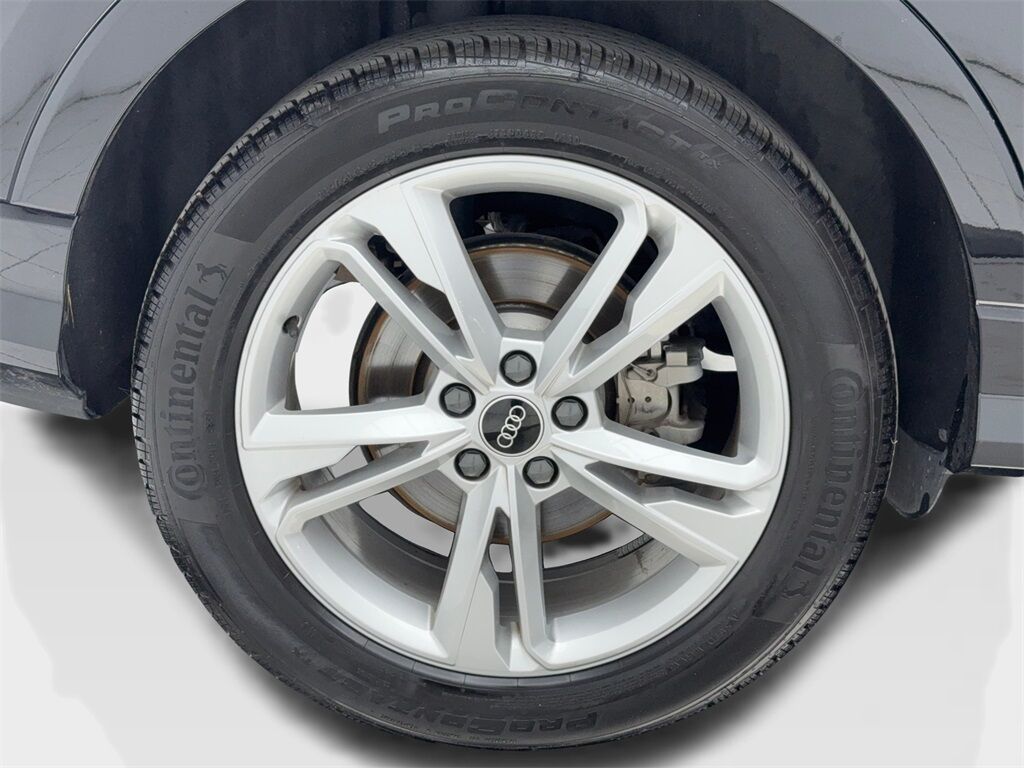 2023 Audi Q3 Premium CAM,PANO,HTD STS,BLIND SPOT Plano TX