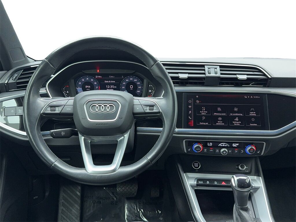 2023 Audi Q3 Premium CAM,PANO,HTD STS,BLIND SPOT Plano TX
