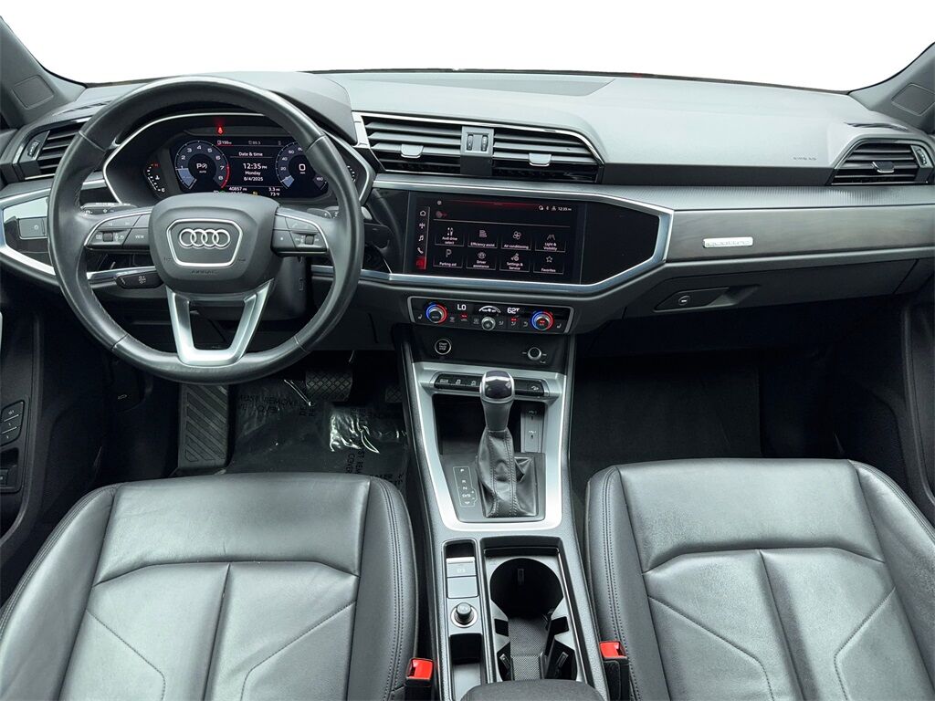 2023 Audi Q3 Premium CAM,PANO,HTD STS,BLIND SPOT Plano TX