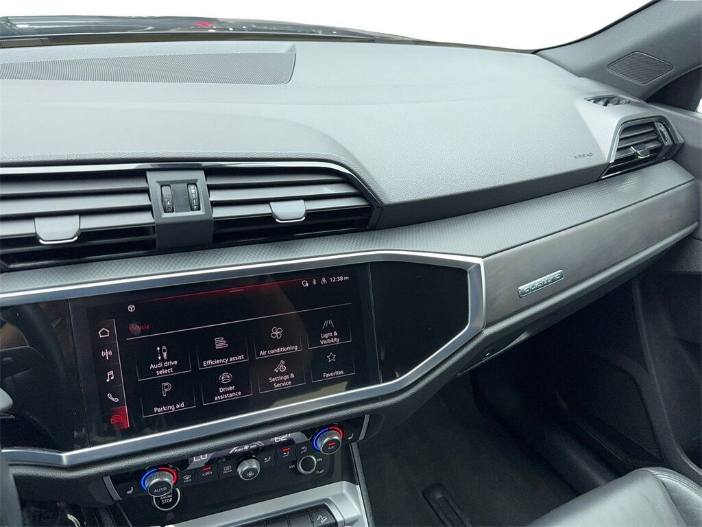 2023 Audi Q3 Premium CAM,PANO,HTD STS,BLIND SPOT Plano TX