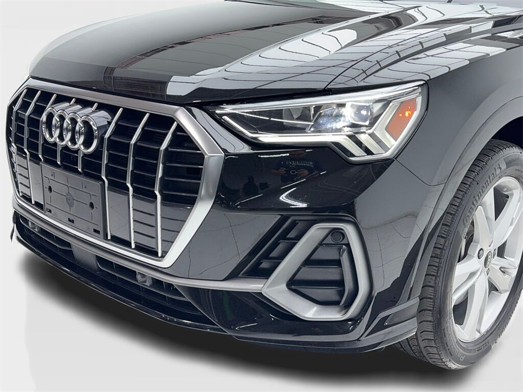 2023 Audi Q3 Premium CAM,PANO,HTD STS,BLIND SPOT Plano TX