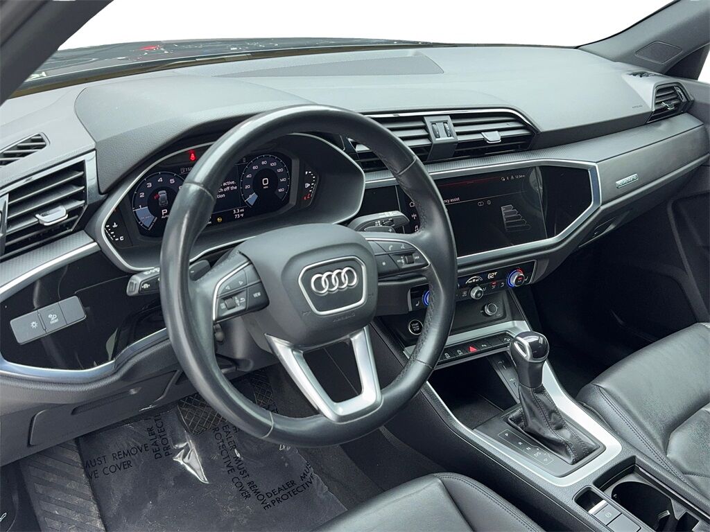 2023 Audi Q3 Premium CAM,PANO,HTD STS,BLIND SPOT Plano TX
