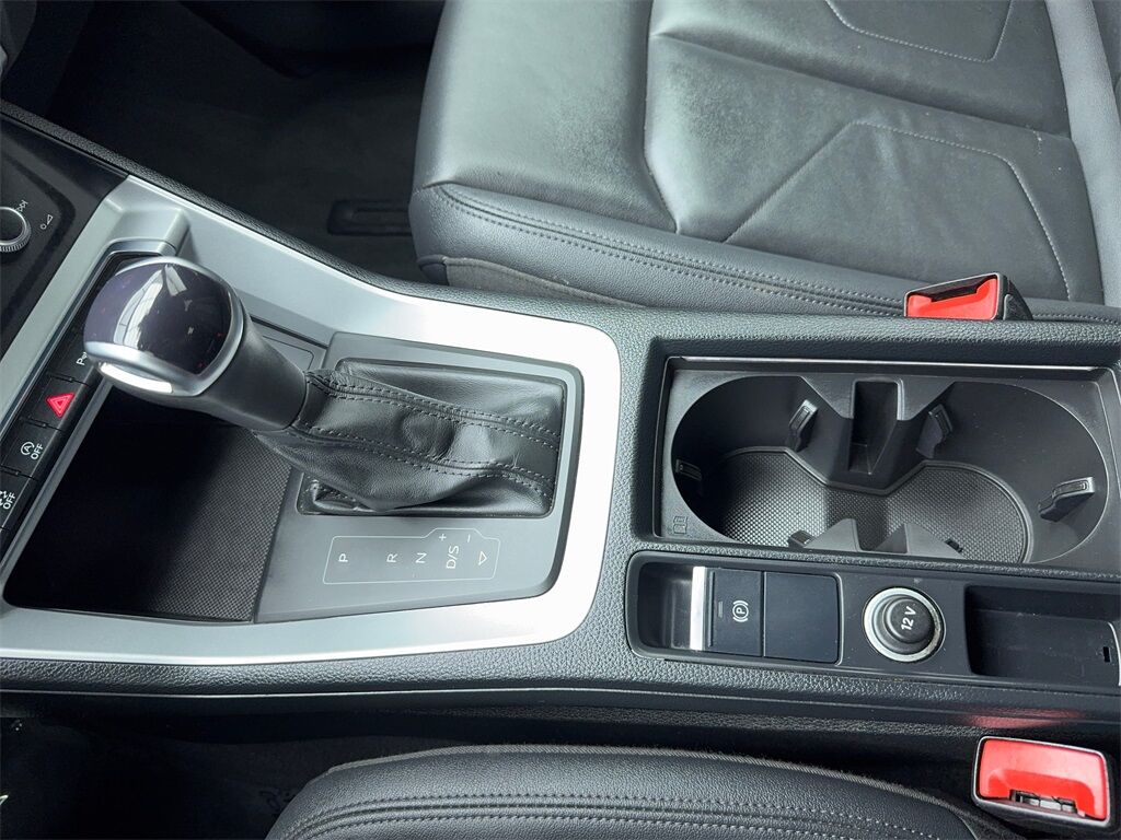 2023 Audi Q3 Premium CAM,PANO,HTD STS,BLIND SPOT Plano TX