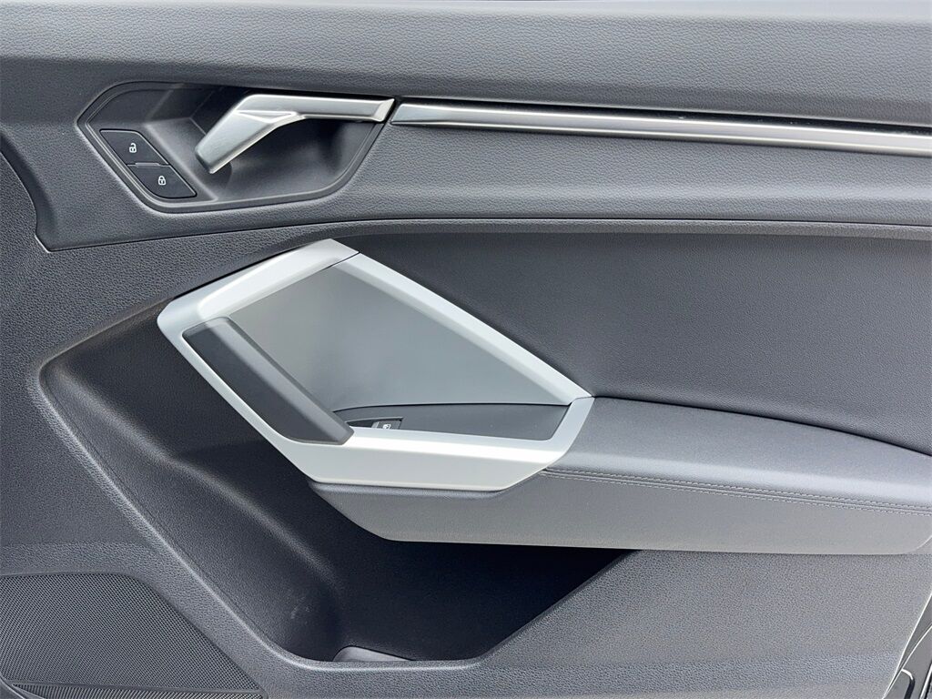 2023 Audi Q3 Premium CAM,PANO,HTD STS,BLIND SPOT Plano TX