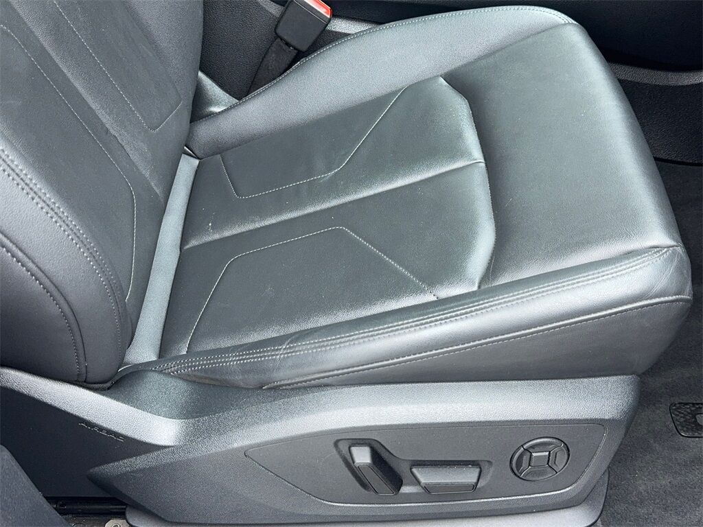 2023 Audi Q3 Premium CAM,PANO,HTD STS,BLIND SPOT Plano TX