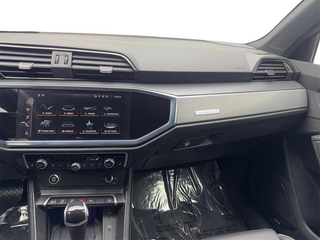 2023 Audi Q3 Premium Plus NAV,CAM,PANO,HTD STS,BLIND SPOT,20&quot; W Irving TX