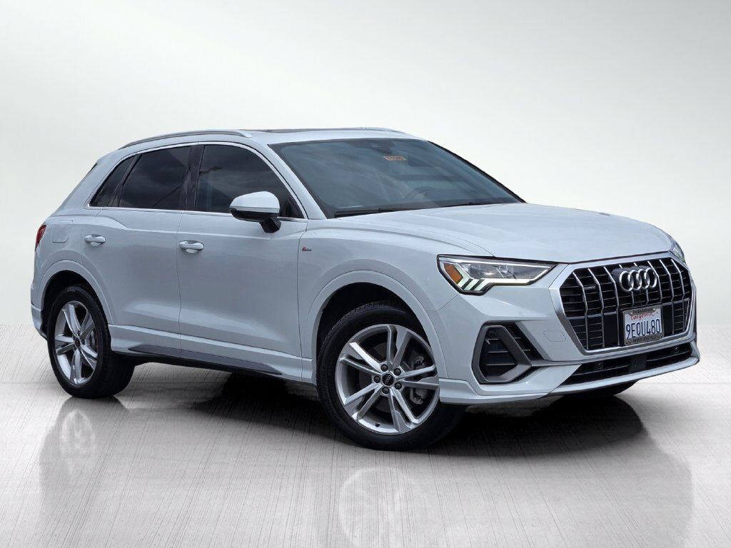 2023 Audi Q3 Premium Plus