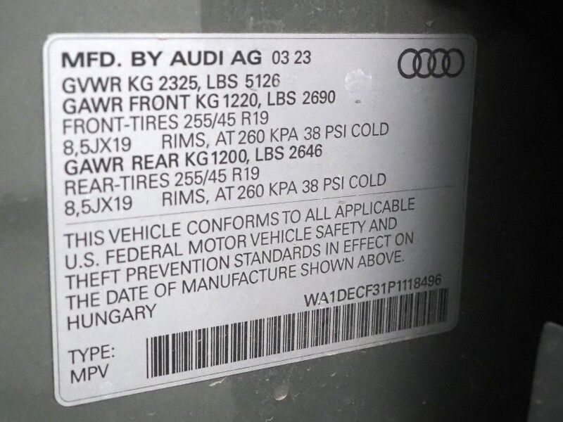 2023 Audi Q3 S line Premium 45 TFSI Quattro *BLACK OPTIC PKG, CONVENIENCE PKG, SAFETY ALERTS, BACKUP-CAMERA, COLOR TOUCHSCREEN, PANORAMA MOONROOF, LEATHER, HEATED SEATS, POWER LIFTGATE, ADVANCED KEY, FULL LED HEADLIGHTS, ANDROID & APPLE Round Rock TX