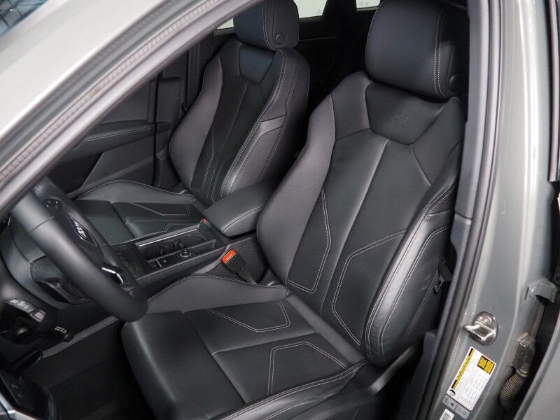 2023 Audi Q3 S line Premium 45 TFSI Quattro *BLACK OPTIC PKG, CONVENIENCE PKG, SAFETY ALERTS, BACKUP-CAMERA, COLOR TOUCHSCREEN, PANORAMA MOONROOF, LEATHER, HEATED SEATS, POWER LIFTGATE, ADVANCED KEY, FULL LED HEADLIGHTS, ANDROID & APPLE Round Rock TX