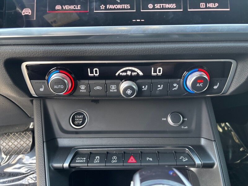 2023 Audi Q3 S line Premium AWD w/BLACK OPTIC SPORT PACKAGE Seffner FL