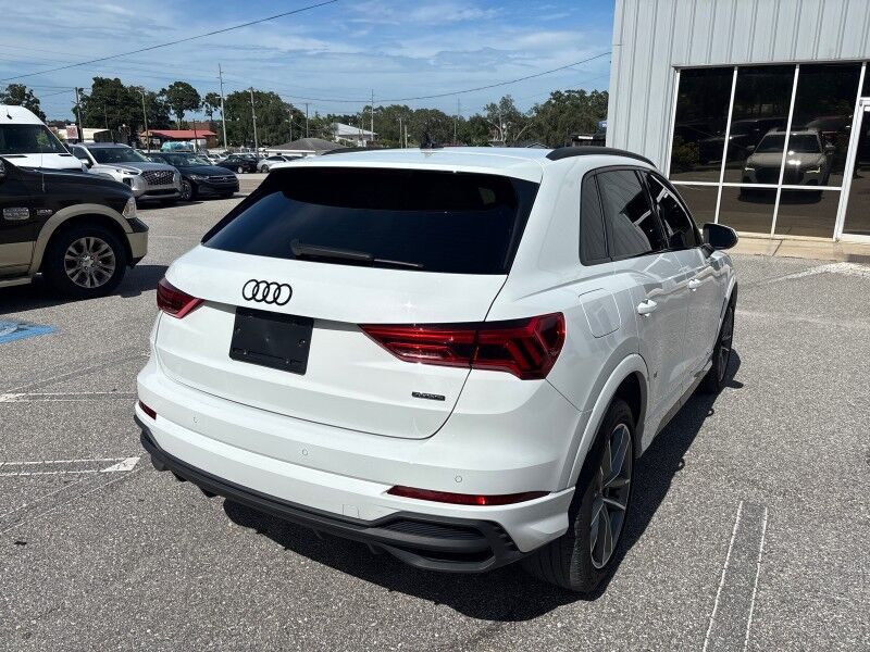 2023 Audi Q3 S line Premium AWD w/BLACK OPTIC SPORT PACKAGE Seffner FL