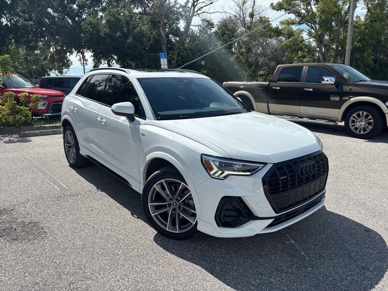 2023 Audi Q3 S line Premium AWD w/BLACK OPTIC SPORT PACKAGE Seffner FL