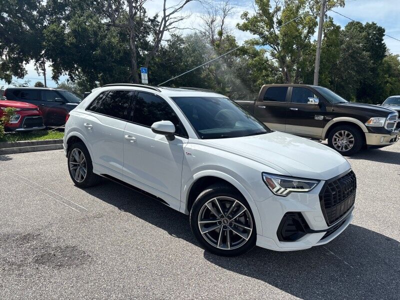 2023 Audi Q3 S line Premium AWD w/BLACK OPTIC SPORT PACKAGE Seffner FL