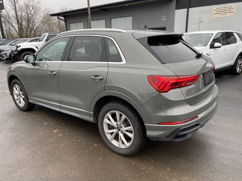 2023 Audi Q3 S line Premium