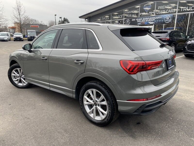 2023 Audi Q3 S line Premium