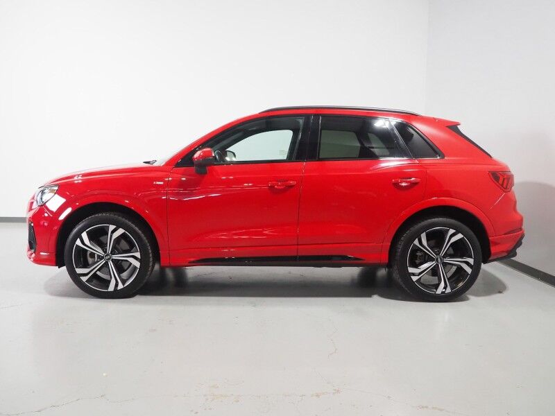 2023 Audi Q3 S line Premium Plus 45 TFSI Quattro *BLACK OPTIC PKG, NAVIGATION, VIRTUAL COCKPIT, ADAPTIVE CRUISE, SAFETY ALERTS, 360 CAMERAS, PANO MOONROOF, LEATHER, HEATED SEATS, ADVANCED KEY, POWER LIFTGATE, SONOS AUDIO, WIRELESS CHARGING, ANDROID & APPLE Round Rock TX