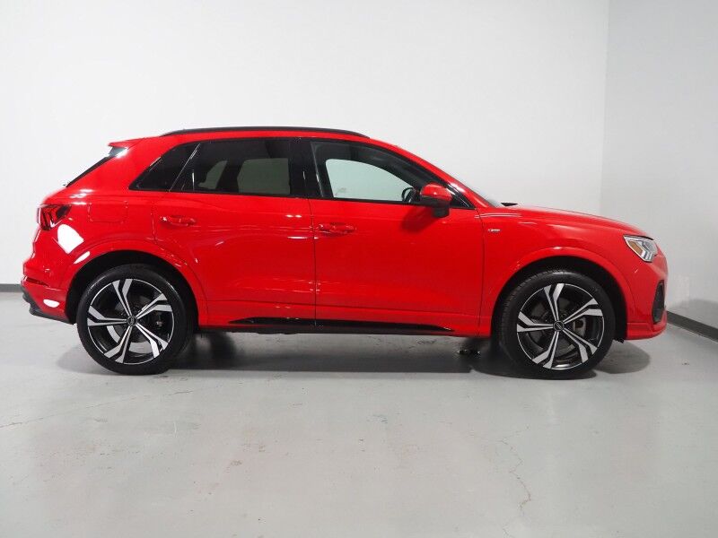 2023 Audi Q3 S line Premium Plus 45 TFSI Quattro *BLACK OPTIC PKG, NAVIGATION, VIRTUAL COCKPIT, ADAPTIVE CRUISE, SAFETY ALERTS, 360 CAMERAS, PANO MOONROOF, LEATHER, HEATED SEATS, ADVANCED KEY, POWER LIFTGATE, SONOS AUDIO, WIRELESS CHARGING, ANDROID & APPLE Round Rock TX
