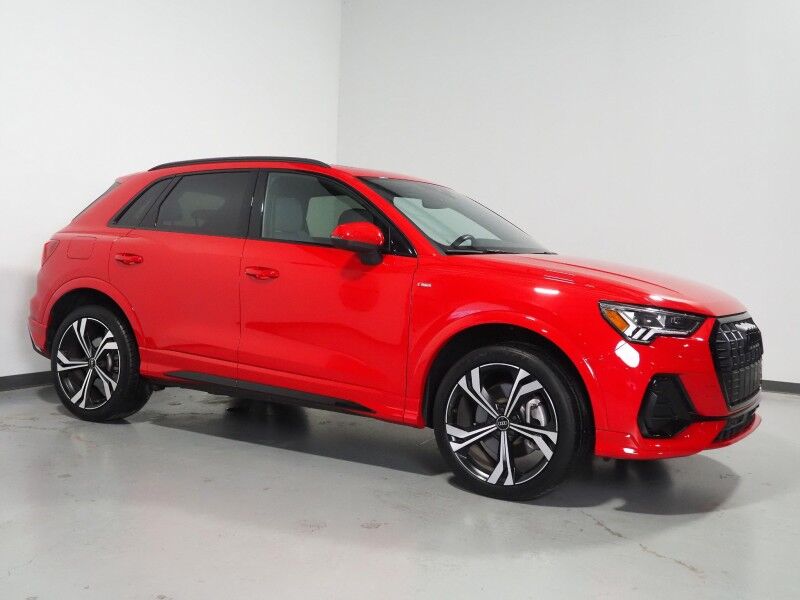 2023 Audi Q3 S line Premium Plus 45 TFSI Quattro *BLACK OPTIC PKG, NAVIGATION, VIRTUAL COCKPIT, ADAPTIVE CRUISE, SAFETY ALERTS, 360 CAMERAS, PANO MOONROOF, LEATHER, HEATED SEATS, ADVANCED KEY, POWER LIFTGATE, SONOS AUDIO, WIRELESS CHARGING, ANDROID & APPLE