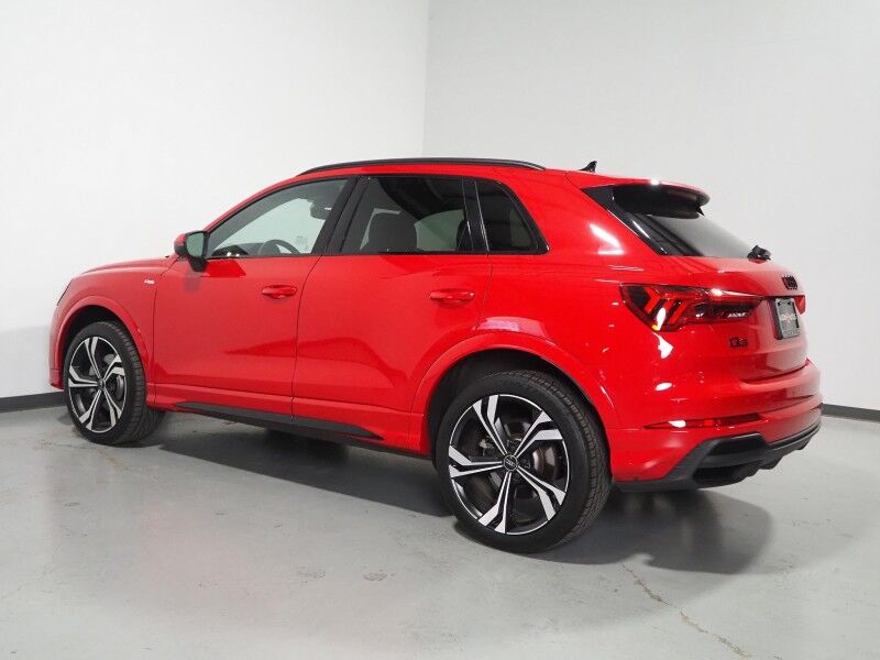 2023 Audi Q3 S line Premium Plus 45 TFSI Quattro *BLACK OPTIC PKG, NAVIGATION, VIRTUAL COCKPIT, ADAPTIVE CRUISE, SAFETY ALERTS, 360 CAMERAS, PANO MOONROOF, LEATHER, HEATED SEATS, ADVANCED KEY, POWER LIFTGATE, SONOS AUDIO, WIRELESS CHARGING, ANDROID & APPLE Round Rock TX