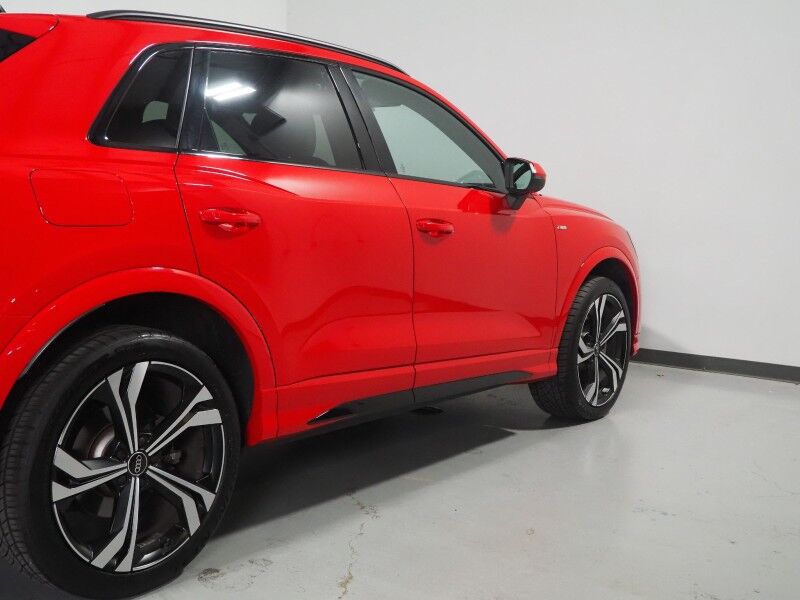 2023 Audi Q3 S line Premium Plus 45 TFSI Quattro *BLACK OPTIC PKG, NAVIGATION, VIRTUAL COCKPIT, ADAPTIVE CRUISE, SAFETY ALERTS, 360 CAMERAS, PANO MOONROOF, LEATHER, HEATED SEATS, ADVANCED KEY, POWER LIFTGATE, SONOS AUDIO, WIRELESS CHARGING, ANDROID & APPLE Round Rock TX