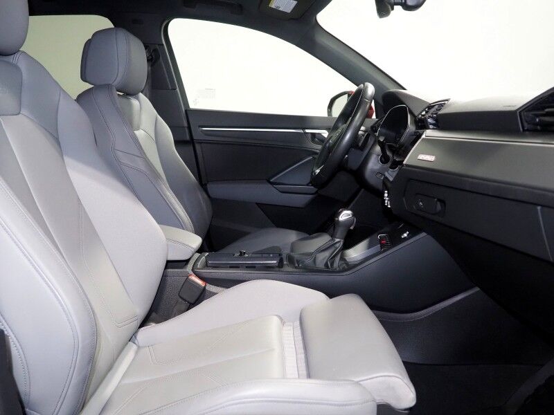 2023 Audi Q3 S line Premium Plus 45 TFSI Quattro *BLACK OPTIC PKG, NAVIGATION, VIRTUAL COCKPIT, ADAPTIVE CRUISE, SAFETY ALERTS, 360 CAMERAS, PANO MOONROOF, LEATHER, HEATED SEATS, ADVANCED KEY, POWER LIFTGATE, SONOS AUDIO, WIRELESS CHARGING, ANDROID & APPLE Round Rock TX