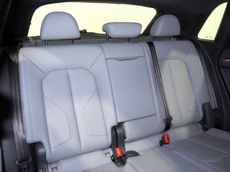 2023 Audi Q3 S line Premium Plus 45 TFSI Quattro *BLACK OPTIC PKG, NAVIGATION, VIRTUAL COCKPIT, ADAPTIVE CRUISE, SAFETY ALERTS, 360 CAMERAS, PANO MOONROOF, LEATHER, HEATED SEATS, ADVANCED KEY, POWER LIFTGATE, SONOS AUDIO, WIRELESS CHARGING, ANDROID & APPLE Round Rock TX