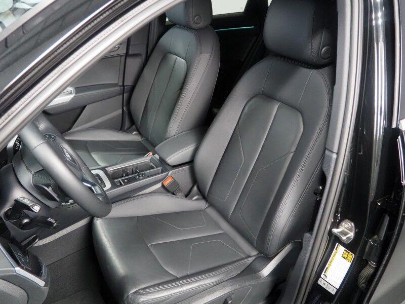 2023 Audi Q3 S line Premium Plus 45 TFSI Quattro *NAVIGATION, VIRTUAL COCKPIT, ADAPTIVE CRUISE, SAFETY ALERTS, 360 CAMERAS, PANO MOONROOF, LEATHER, HEATED SEATS, ADVANCED KEY, POWER LIFTGATE, SONOS AUDIO, WIRELESS CHARGING, ANDROID & APPLE Round Rock TX