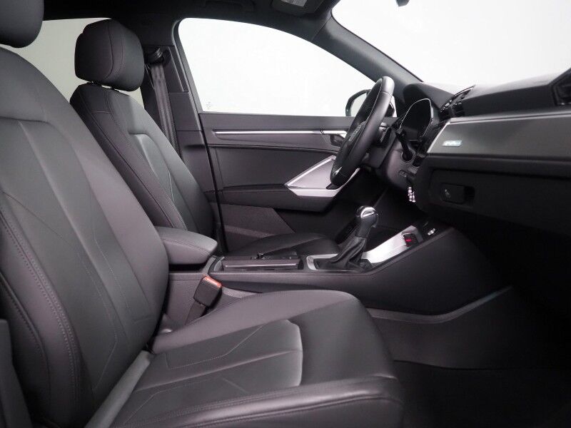 2023 Audi Q3 S line Premium Plus 45 TFSI Quattro *NAVIGATION, VIRTUAL COCKPIT, ADAPTIVE CRUISE, SAFETY ALERTS, 360 CAMERAS, PANO MOONROOF, LEATHER, HEATED SEATS, ADVANCED KEY, POWER LIFTGATE, SONOS AUDIO, WIRELESS CHARGING, ANDROID & APPLE Round Rock TX