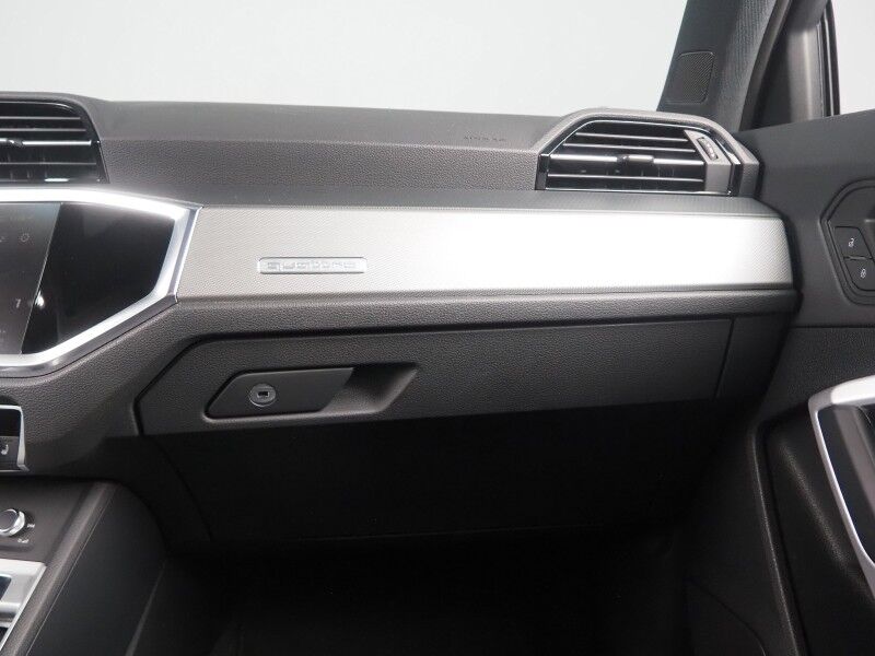 2023 Audi Q3 S line Premium Plus 45 TFSI Quattro *NAVIGATION, VIRTUAL COCKPIT, ADAPTIVE CRUISE, SAFETY ALERTS, 360 CAMERAS, PANO MOONROOF, LEATHER, HEATED SEATS, ADVANCED KEY, POWER LIFTGATE, SONOS AUDIO, WIRELESS CHARGING, ANDROID & APPLE Round Rock TX