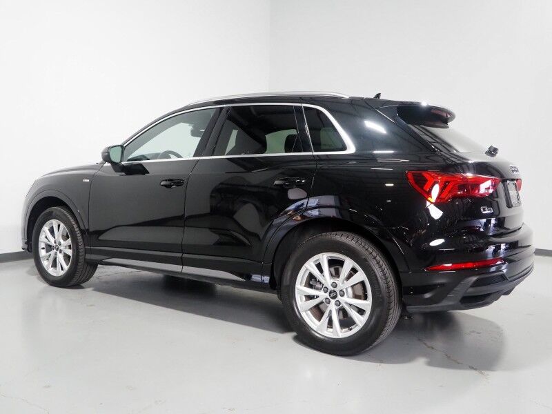 2023 Audi Q3 S line Premium Plus 45 TFSI Quattro *NAVIGATION, VIRTUAL COCKPIT, ADAPTIVE CRUISE, SAFETY ALERTS, 360 CAMERAS, PANO MOONROOF, LEATHER, HEATED SEATS, ADVANCED KEY, POWER LIFTGATE, SONOS AUDIO, WIRELESS CHARGING, ANDROID & APPLE Round Rock TX