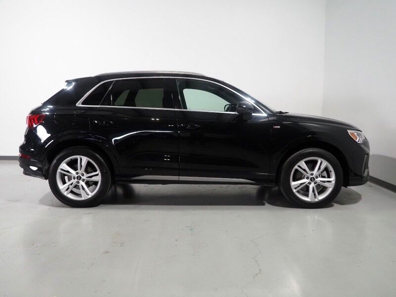 2023 Audi Q3 S line Premium Plus 45 TFSI Quattro *NAVIGATION, VIRTUAL COCKPIT, ADAPTIVE CRUISE, SAFETY ALERTS, 360 CAMERAS, PANO MOONROOF, LEATHER, HEATED SEATS, ADVANCED KEY, POWER LIFTGATE, SONOS AUDIO, WIRELESS CHARGING, ANDROID & APPLE Round Rock TX