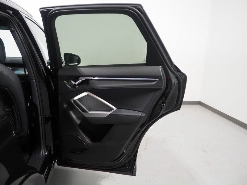 2023 Audi Q3 S line Premium Plus 45 TFSI Quattro *NAVIGATION, VIRTUAL COCKPIT, ADAPTIVE CRUISE, SAFETY ALERTS, 360 CAMERAS, PANO MOONROOF, LEATHER, HEATED SEATS, ADVANCED KEY, POWER LIFTGATE, SONOS AUDIO, WIRELESS CHARGING, ANDROID & APPLE Round Rock TX