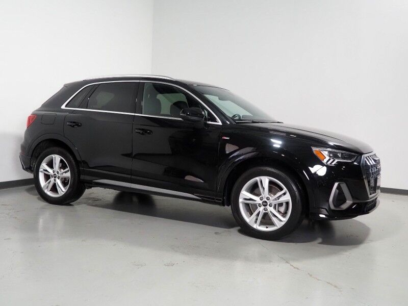 2023 Audi Q3 S line Premium Plus 45 TFSI Quattro *NAVIGATION, VIRTUAL COCKPIT, ADAPTIVE CRUISE, SAFETY ALERTS, 360 CAMERAS, PANO MOONROOF, LEATHER, HEATED SEATS, ADVANCED KEY, POWER LIFTGATE, SONOS AUDIO, WIRELESS CHARGING, ANDROID & APPLE