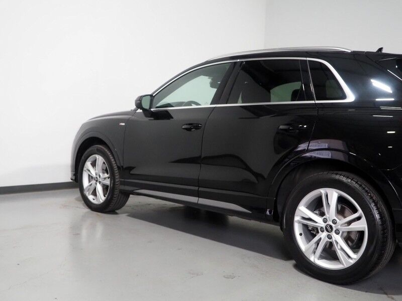 2023 Audi Q3 S line Premium Plus 45 TFSI Quattro *NAVIGATION, VIRTUAL COCKPIT, ADAPTIVE CRUISE, SAFETY ALERTS, 360 CAMERAS, PANO MOONROOF, LEATHER, HEATED SEATS, ADVANCED KEY, POWER LIFTGATE, SONOS AUDIO, WIRELESS CHARGING, ANDROID & APPLE Round Rock TX