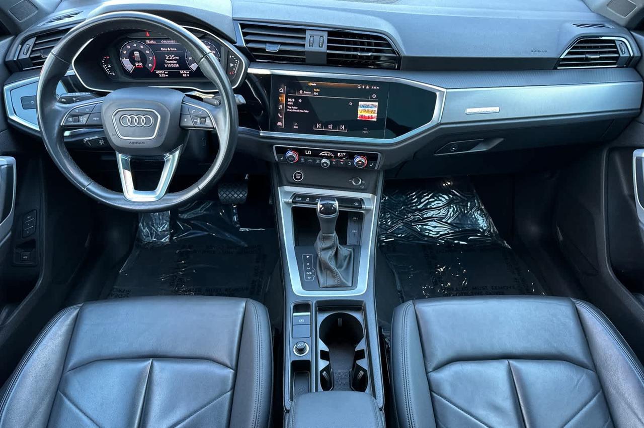 2023 Audi Q3 S line Premium