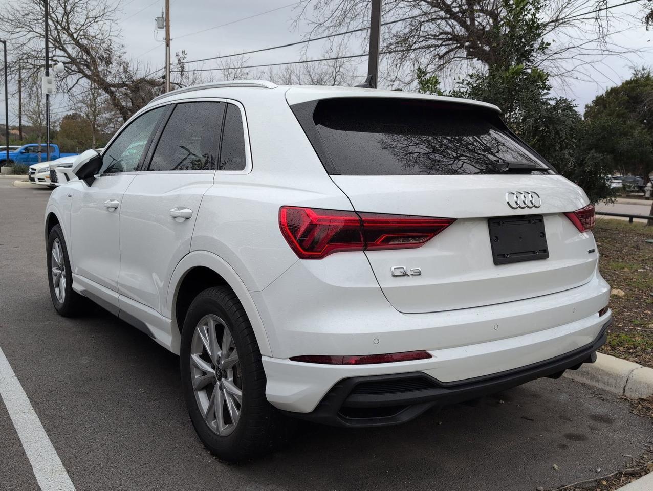 2023 Audi Q3 S line Premium