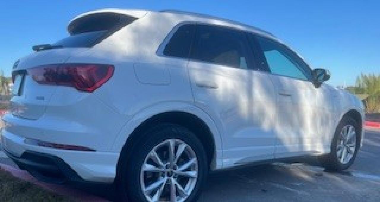 2023 Audi Q3 S line Premium