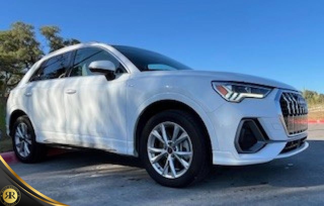 2023 Audi Q3 S line Premium
