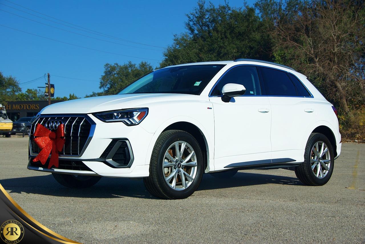2023 Audi Q3 S line Premium