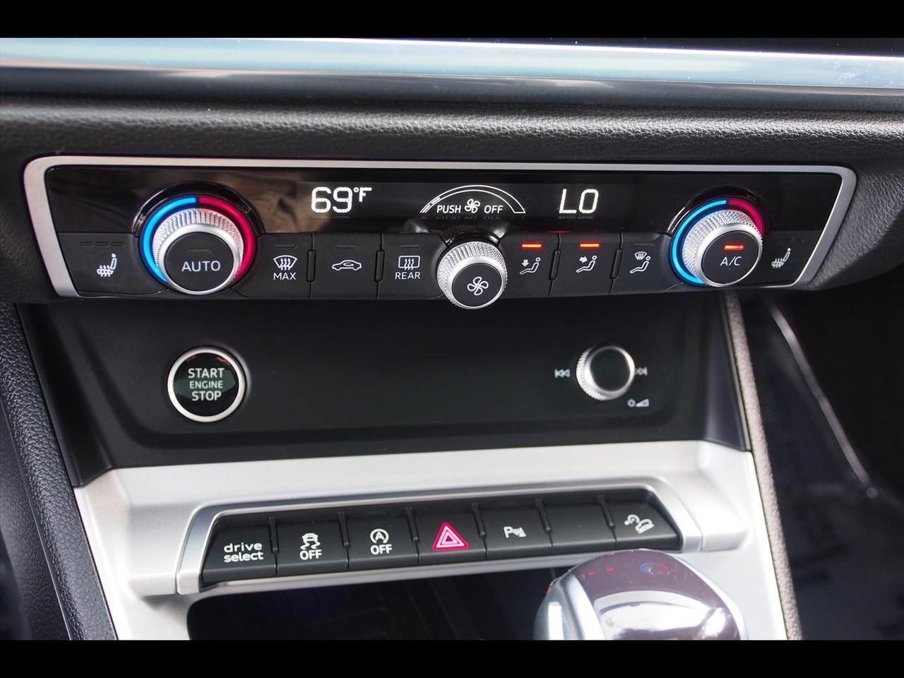 2023 Audi Q3 quattro S line Prem Plus 45 TFSI