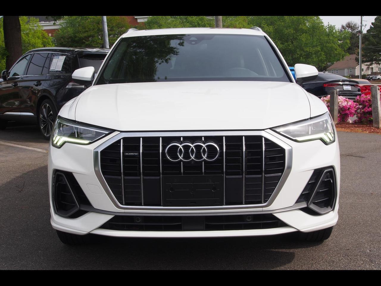 2023 Audi Q3 quattro S line Prem Plus 45 TFSI