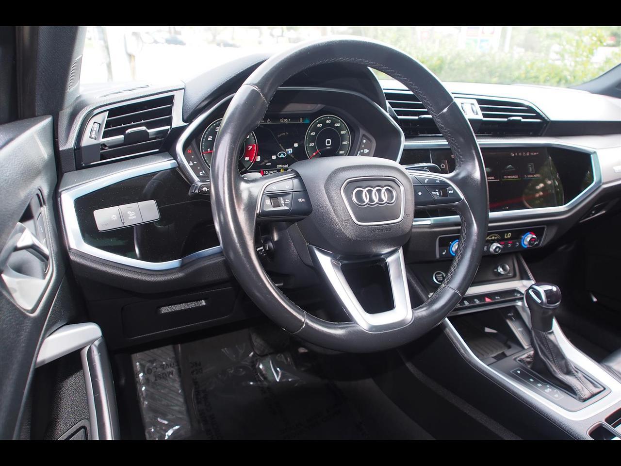 2023 Audi Q3 quattro S line Prem Plus 45 TFSI