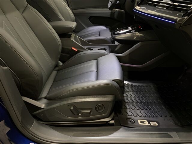 2023 Audi Q4 Sportback 50 e-tron Premium Plus quattro Dallas TX