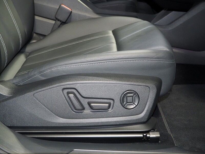 2023 Audi Q4 e-tron Premium Plus 40 RWD *NAVIGATION, VIRTUAL COCKPIT, ADAPTIVE CRUISE, SAFETY ALERTS, PANORAMA MOONROOF, LEATHER, HEATED SEATS/STEERING, SONOS AUDIO, WIRELESS CHARGING, ANDROID & APPLE Round Rock TX