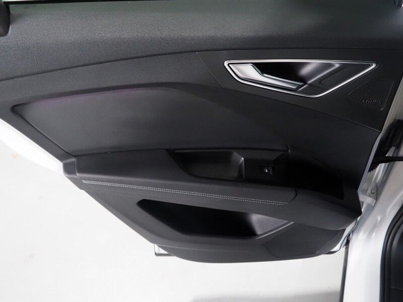 2023 Audi Q4 e-tron Premium Plus 40 RWD *NAVIGATION, VIRTUAL COCKPIT, ADAPTIVE CRUISE, SAFETY ALERTS, PANORAMA MOONROOF, LEATHER, HEATED SEATS/STEERING, SONOS AUDIO, WIRELESS CHARGING, ANDROID & APPLE Round Rock TX
