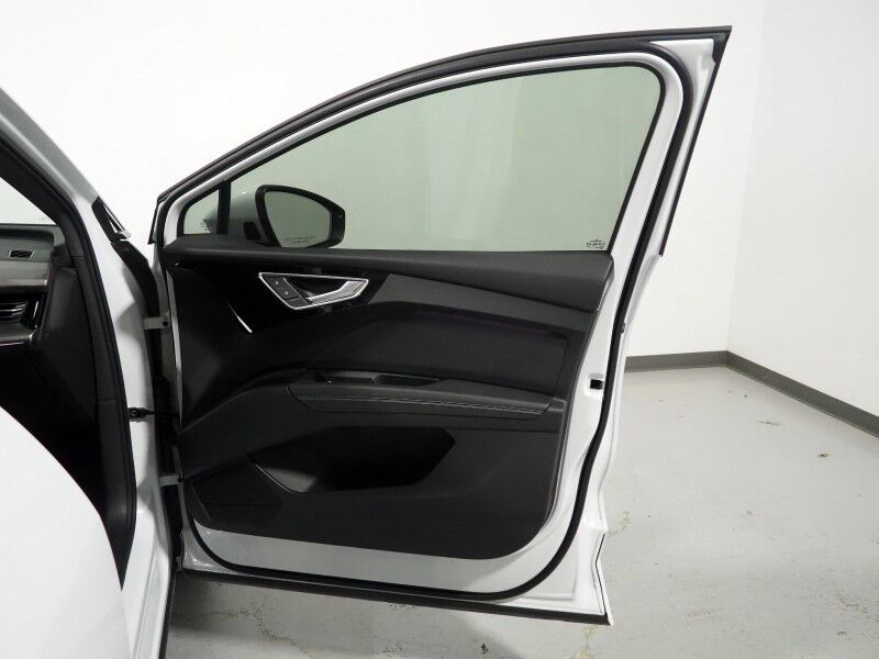2023 Audi Q4 e-tron Premium Plus 40 RWD *NAVIGATION, VIRTUAL COCKPIT, ADAPTIVE CRUISE, SAFETY ALERTS, PANORAMA MOONROOF, LEATHER, HEATED SEATS/STEERING, SONOS AUDIO, WIRELESS CHARGING, ANDROID & APPLE Round Rock TX